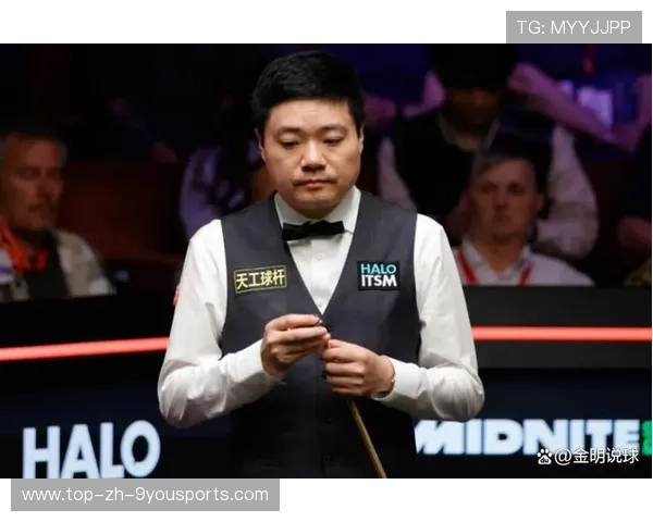 丁俊晖赛后抱孩子暖心画面刷屏 丁俊晖赛后抱孩子暖心画面刷屏