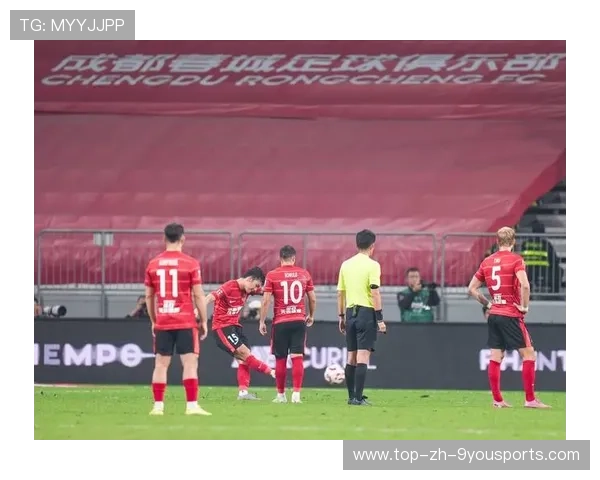 成都蓉城严鼎皓直塞破门，锋线无解